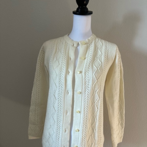 Sherry Gale woman’s vintage button down sweater - Picture 1 of 7